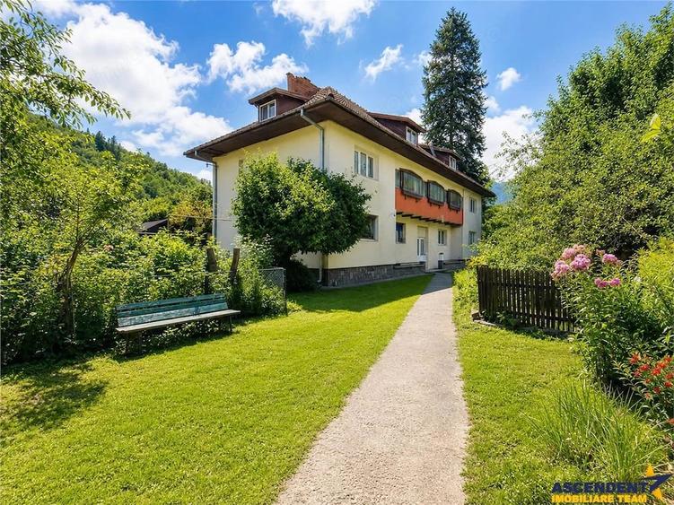 Apartament cu 2 camere nedecomandat în Central