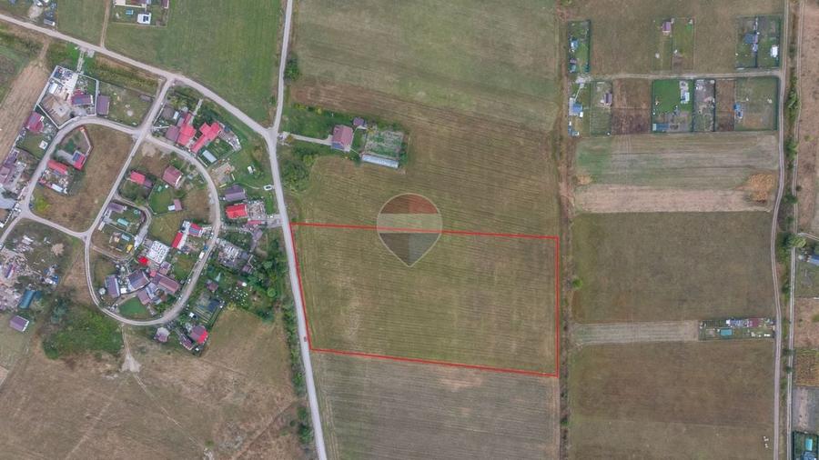 Teren agricol extravilan de 25120 mp, în Podu Oltului
