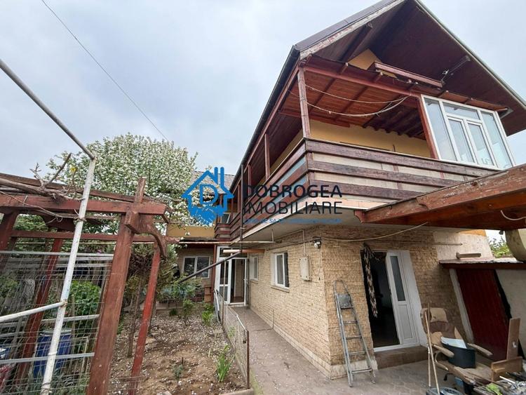 Casă individuală cu 10 camere cu Canalizare în Dallas