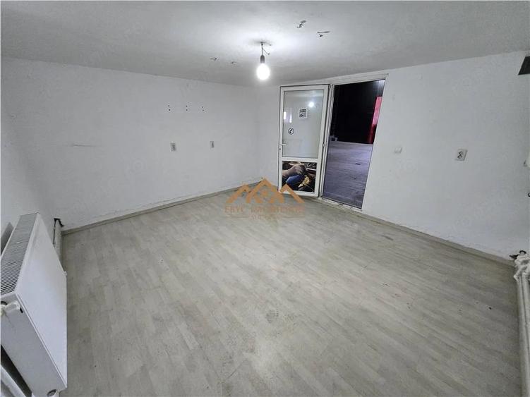 Spațiu comercial, de 250 mp, în Poieni-Suceava
