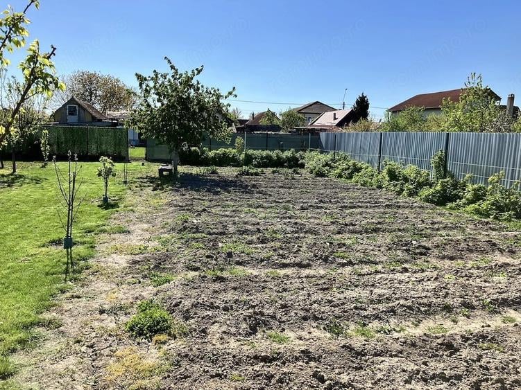 Casă cu Teren 780 Mp în Urseni