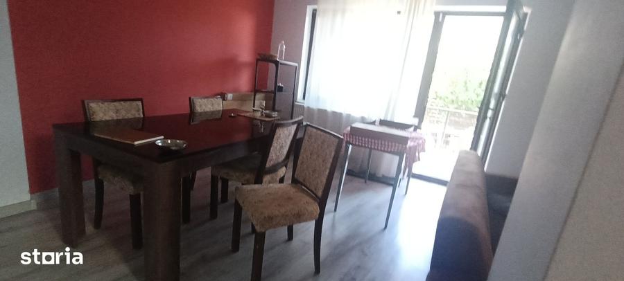 Casă cu 3 camere cu Teren 108 Mp în Vatra Luminoasă