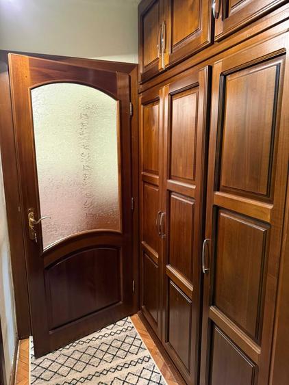 Apartament cu 4 camere semidecomandat, mobilat în Ultracentral