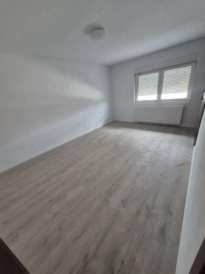 Casă cu Teren 936 Mp în Sântimbru