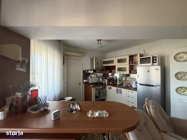 Apartament cu 3 camere în Dorobanți