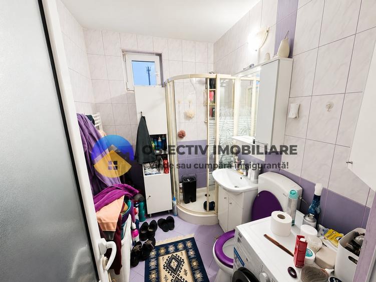 Apartament cu 2 camere decomandat, mobilat în Mărăței