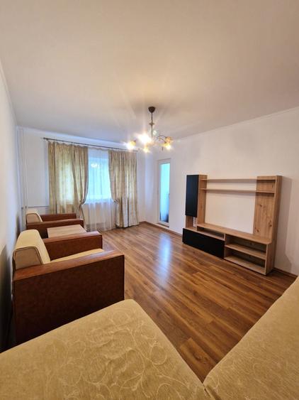 Apartament cu 2 camere decomandat în Colentina