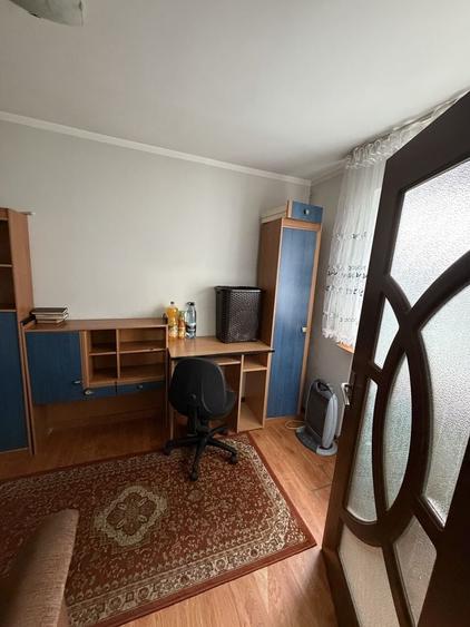Apartament cu 2 camere nedecomandat în Central