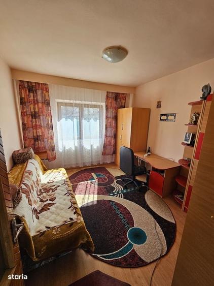 Casă cu 3 camere în Lunca