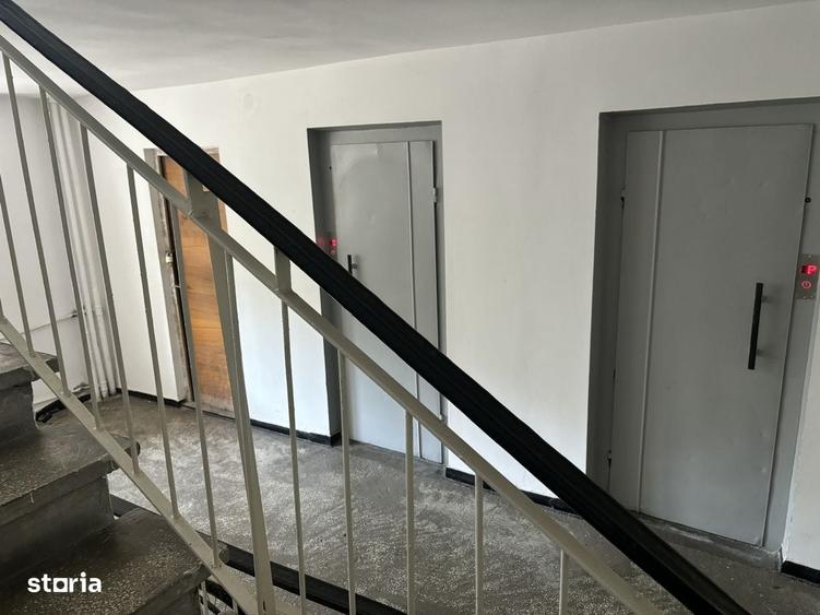 Garsonieră decomandată în Vitan