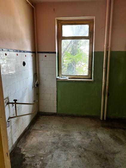 Apartament cu 2 camere decomandat în Exterior Vest