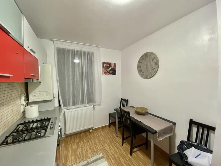 Proprietar, vand apartament deosebit cu 2 camere, constructie 2013, zona de case strada Dacia, cartier Craiter, parcare in curte interioara - 3