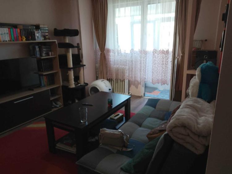 Apartament cu 2 camere decomandat în Obor