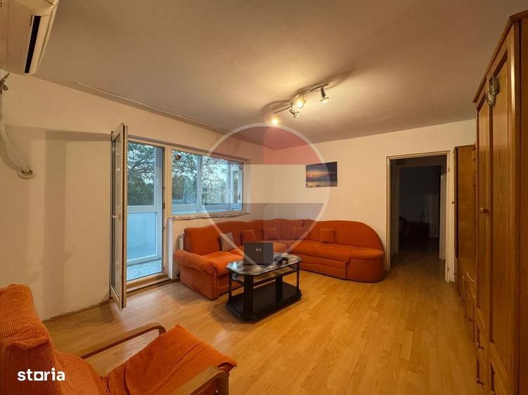 Apartament cu 2 camere semidecomandat în Central