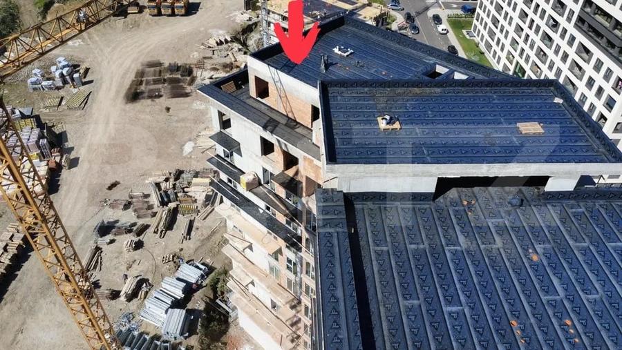 Apartament cu 3 camere decomandat în Tudor