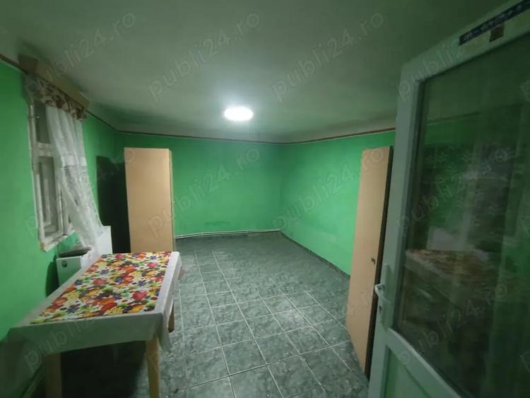 Casă cu 4 camere cu Teren 518 Mp în Pecica