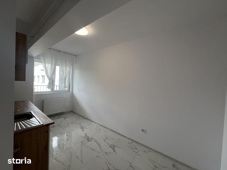 Garsonieră decomandată în Florești
