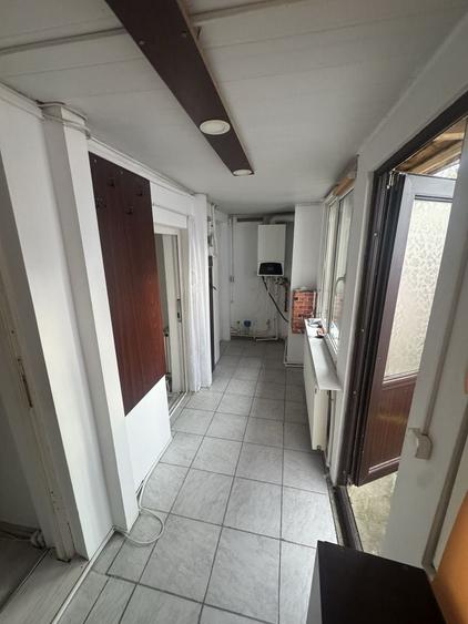Casă cu 4 camere cu Teren 150 Mp în Exterior Vest