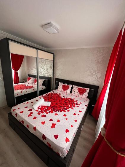 Apartament cu 2 camere decomandat în Școlilor