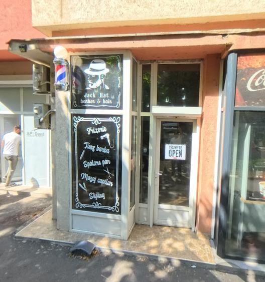 Spatiu comercial de inchiriat situat pe Stefan Cel Mare nr 34, bl. 27, Bucuresti - 1