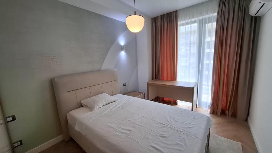 Apartament cu 3 camere decomandat în Pipera