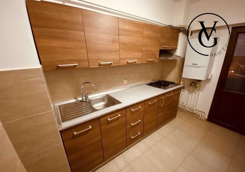 Apartament 2 camere | Decomandat | Zona Tomis 2 - 5