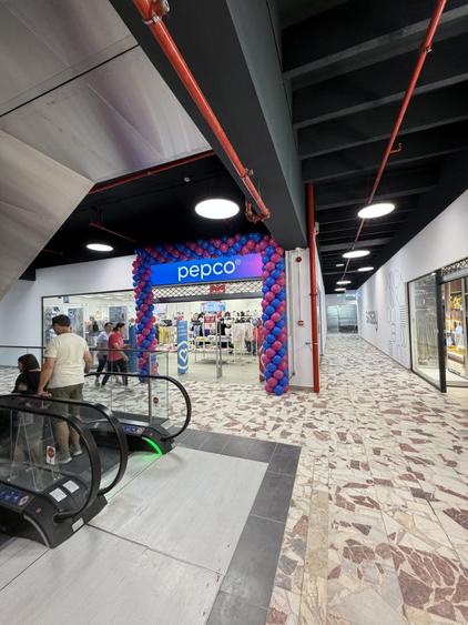 Spațiu comercial, de 73.550003051758 mp, în Ultracentral