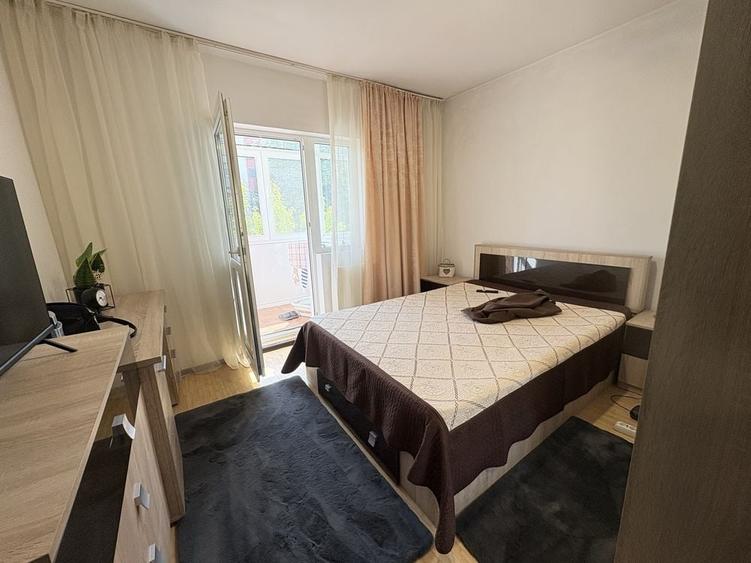 Apartament cu 2 camere decomandat în Cornitoiu
