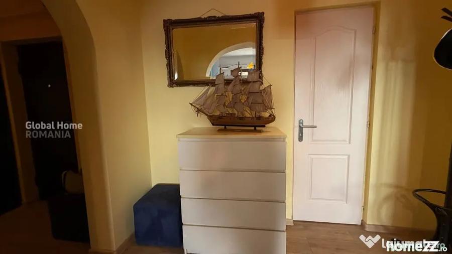 Apartament cu 4 camere decomandat în Ștefan cel Mare