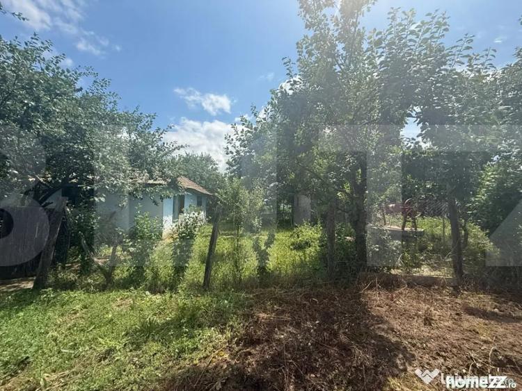 Casă cu 2 camere cu Teren 5000 Mp în Schit-Orășeni