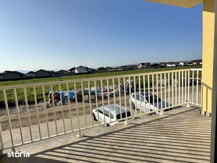 Apartament cu 3 camere în Sânpetru