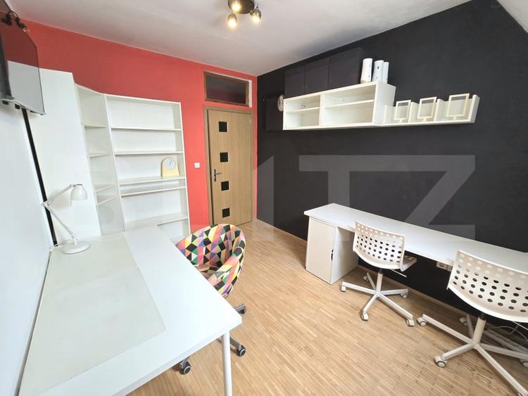 Apartament cu 3 camere decomandat, mobilat în Aradului