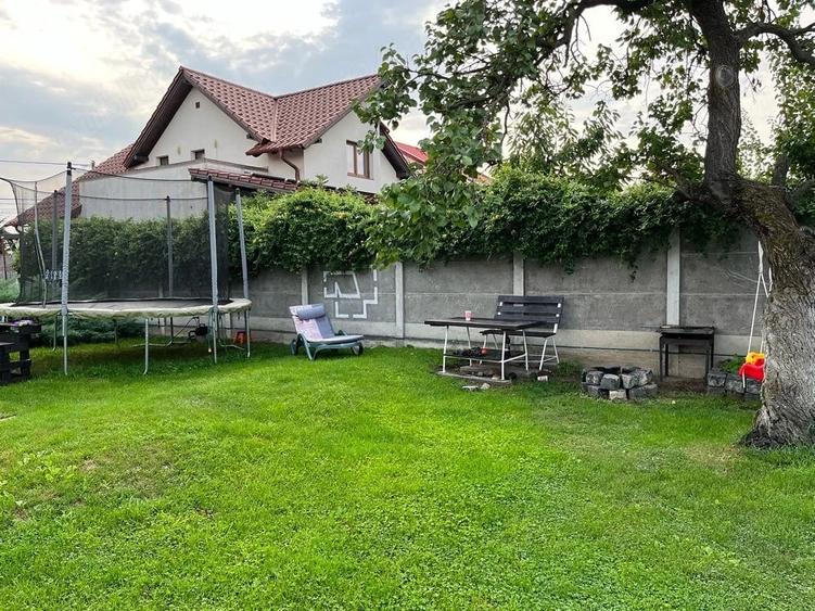 Casă cu 2 camere cu Teren 533 Mp în Ciarda Roșie