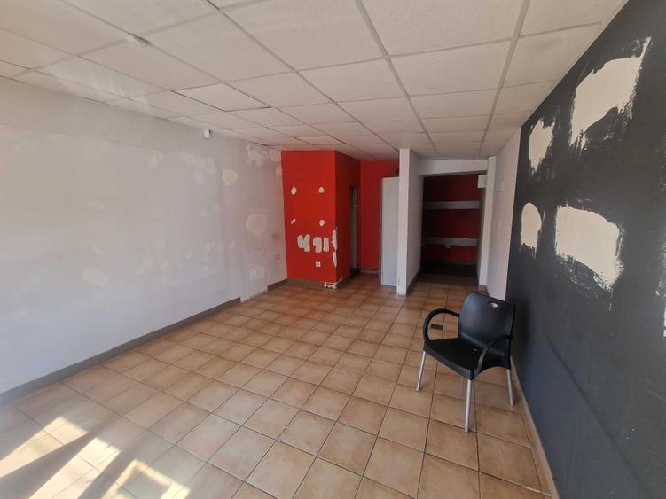 Spațiu comercial, de 30 mp, în Central