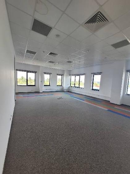 Birou, de 298 mp, în Aviației