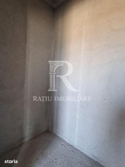 Casă cu 5 camere cu Teren 500 Mp în Paleu