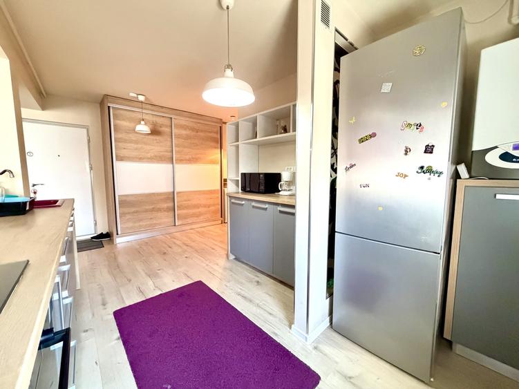 Apartament cu 2 camere semidecomandat, mobilat în Aradului