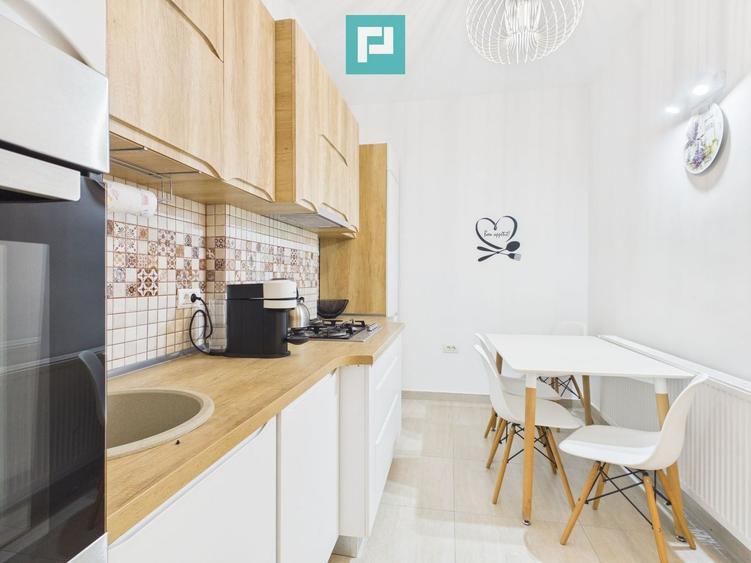 Apartament cu 2 camere semidecomandat, mobilat în Sinaia