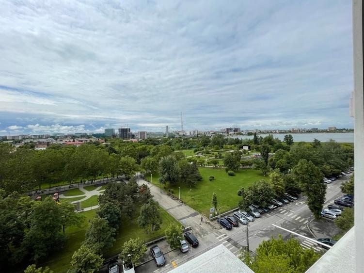 3 CAMERE DECOMANDAT | VEDERE PANORAMICĂ PARC ȘI LAC | 3 MIN METROU CRÂNGAȘI - 1