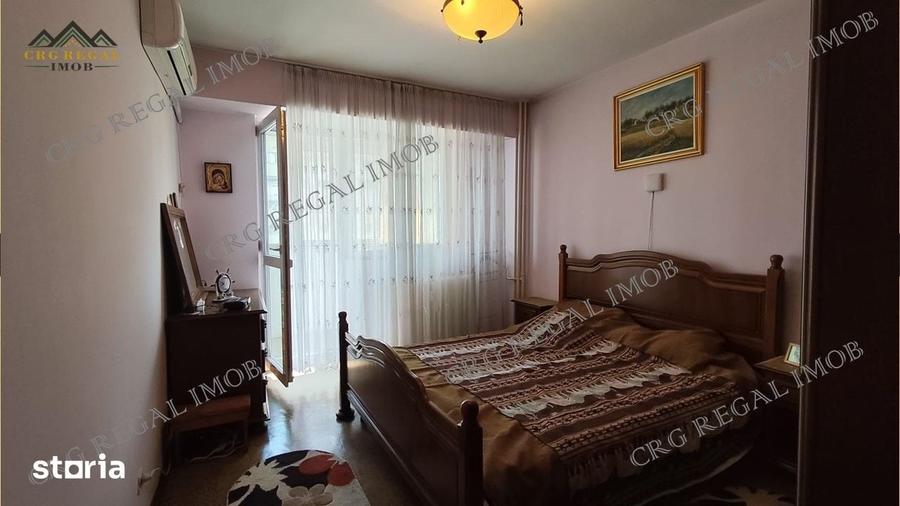 Apartament cu 4 camere decomandat în Colentina