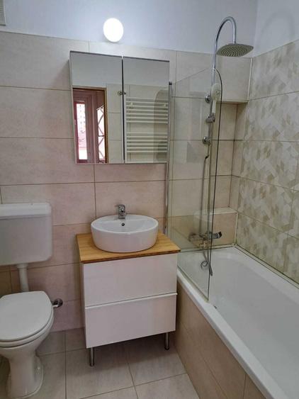 Apartament cu 2 camere semidecomandat în Moșilor