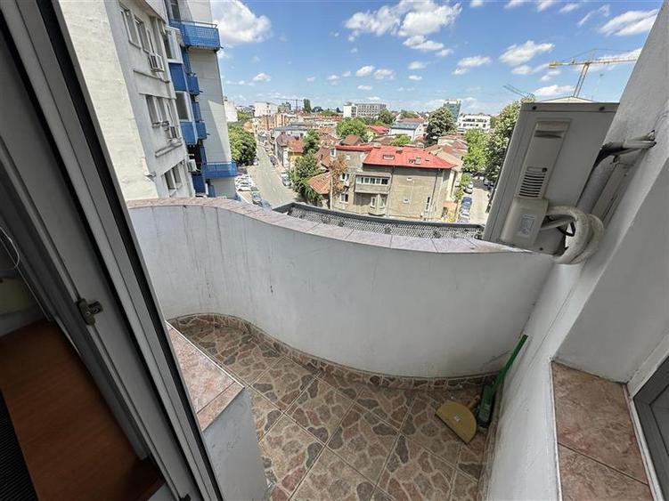 Apartament cu 2 camere decomandat în Unirii