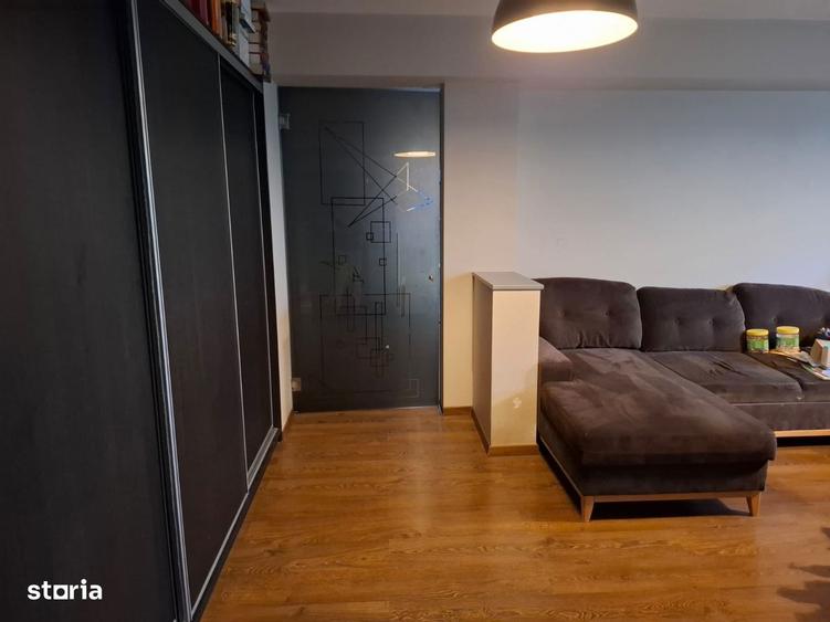 Apartament cu 3 camere în Berceni