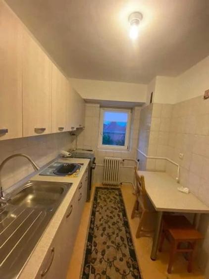 Garsonieră decomandată în Calea Călărașilor