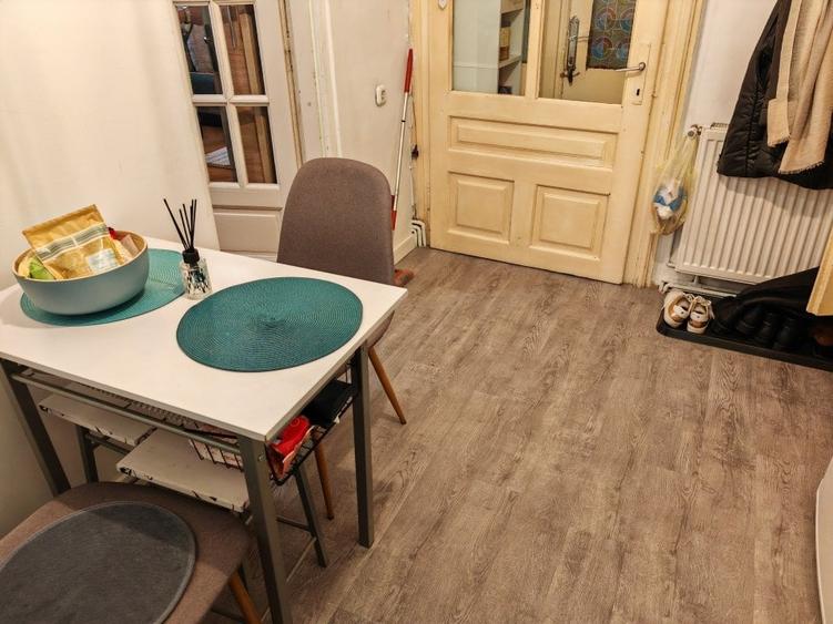 Apartament cu 2 camere nedecomandat, mobilat în Central