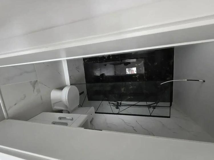 Casă cu Teren 360 Mp în Nojorid