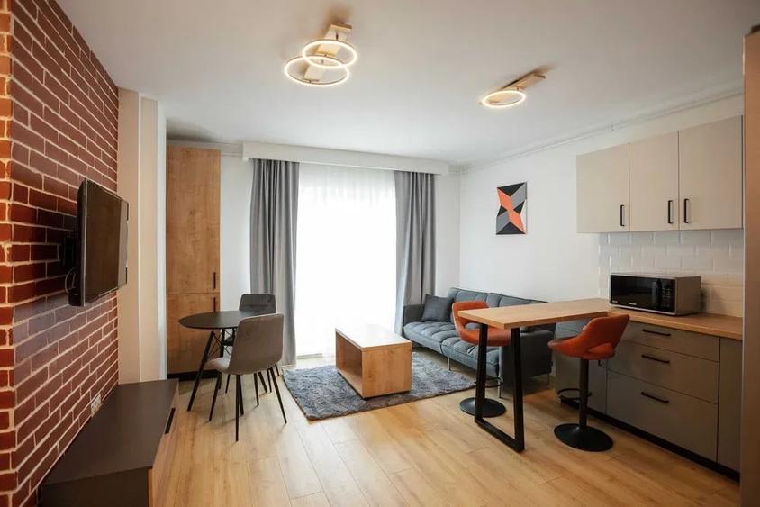 Apartament cu 2 camere semidecomandat, mobilat în Florești — fotografia 1