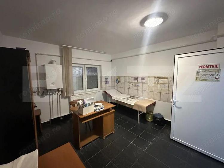 Apartament cu 3 camere decomandat în Micro 17