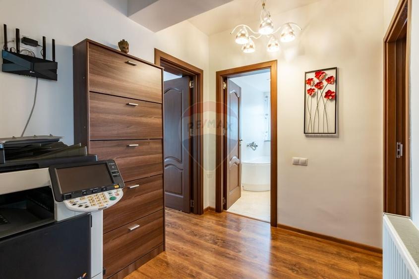 Casă individuală cu 4 camere cu Teren 325 Mp în Balotești