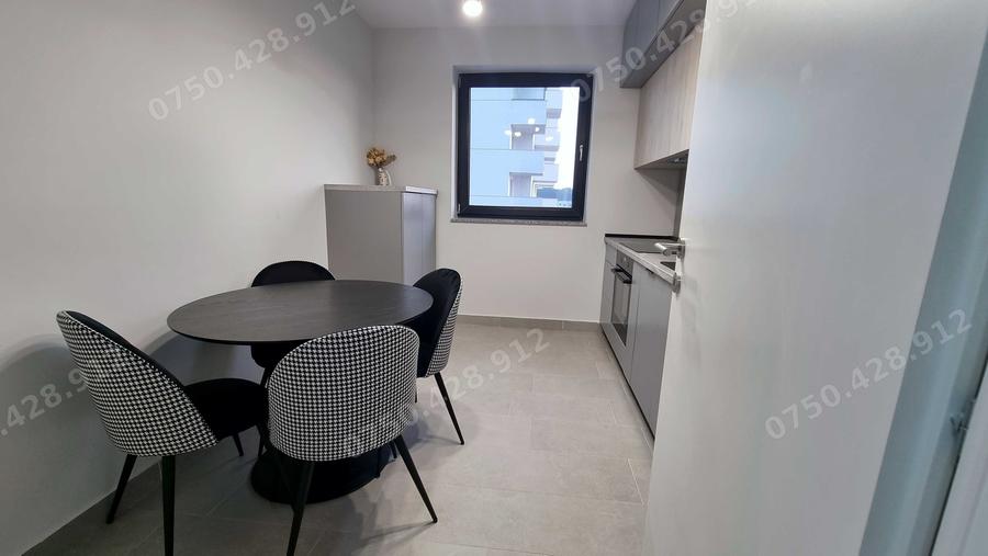 Apartament cu 2 camere semidecomandat în Tei